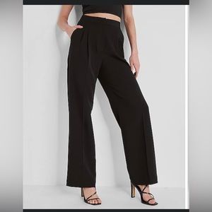 Express Super High Waisted Pleated Wide Leg Pant. Size 14R. Black